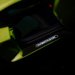 AUTO TUNE 1/18 LBWK wide body version Lamborghini Aventador Full-Opening/Full-Electronic Control